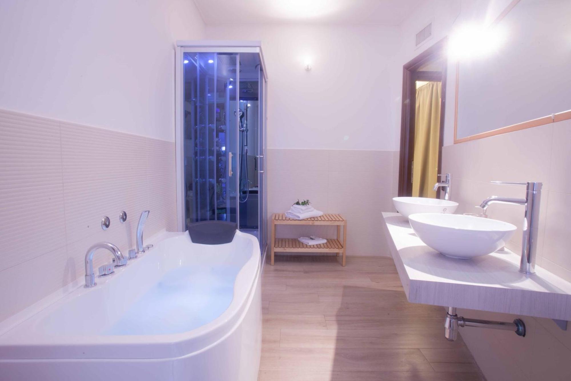 Fior Di Loto Sweetness Otel Cagliari Dış mekan fotoğraf