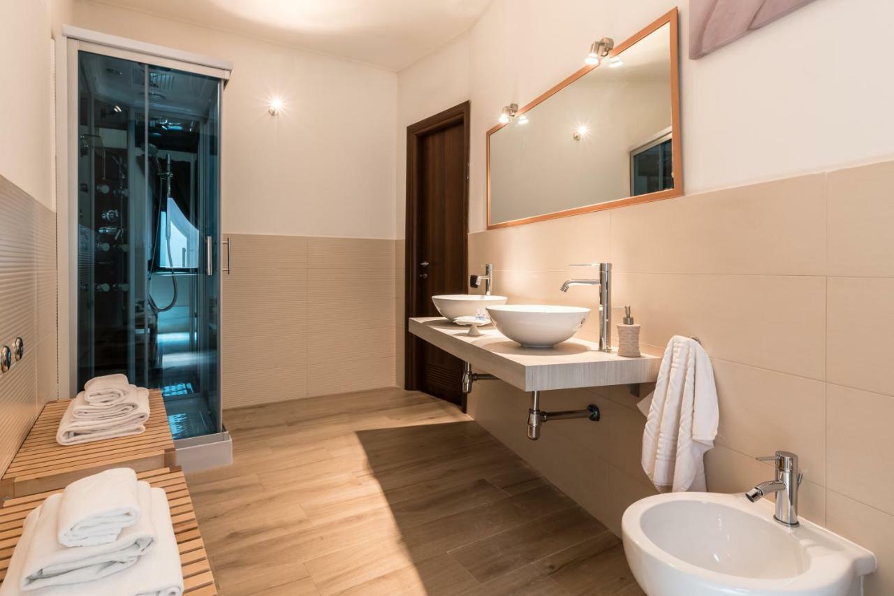 Fior Di Loto Sweetness Otel Cagliari Dış mekan fotoğraf
