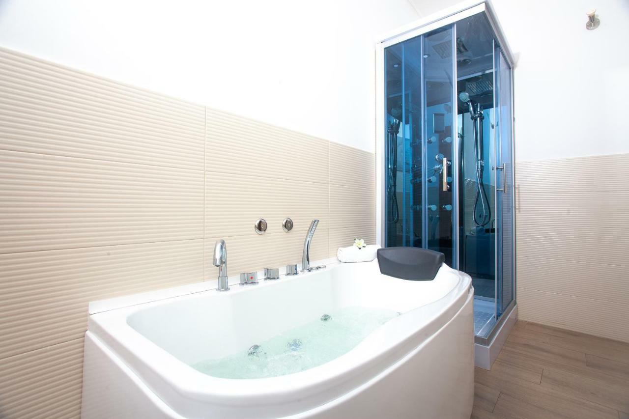 Fior Di Loto Sweetness Otel Cagliari Dış mekan fotoğraf